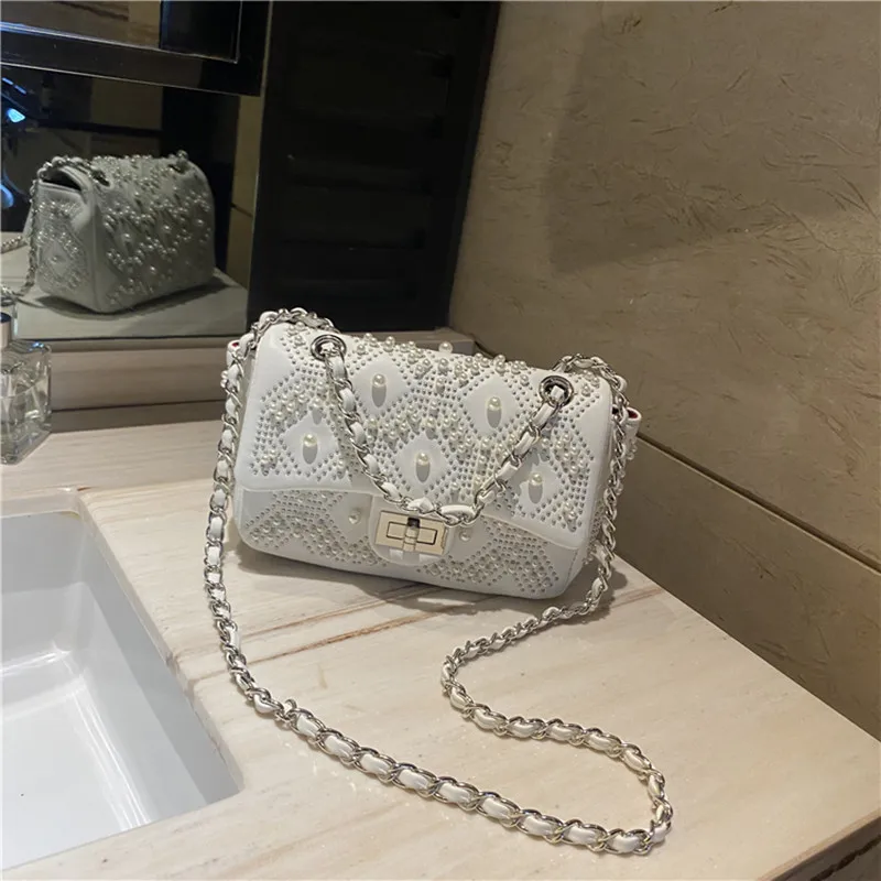 

2021 New Leather Pearl Rhombic Chain Crossbody Bag Fashion Small Fragrance Single Shoulder Armpit Bag Fashionable Purses Cc Gg