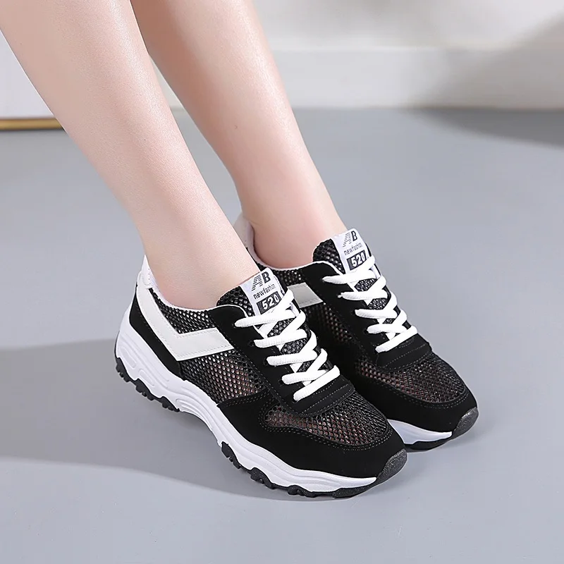 

Women Casual Shoes Fashion Breathable Walking Mesh Lace Up Flat Shoes Sneakers Women 2021 Tenis Feminino Red Vulcanized Shoes