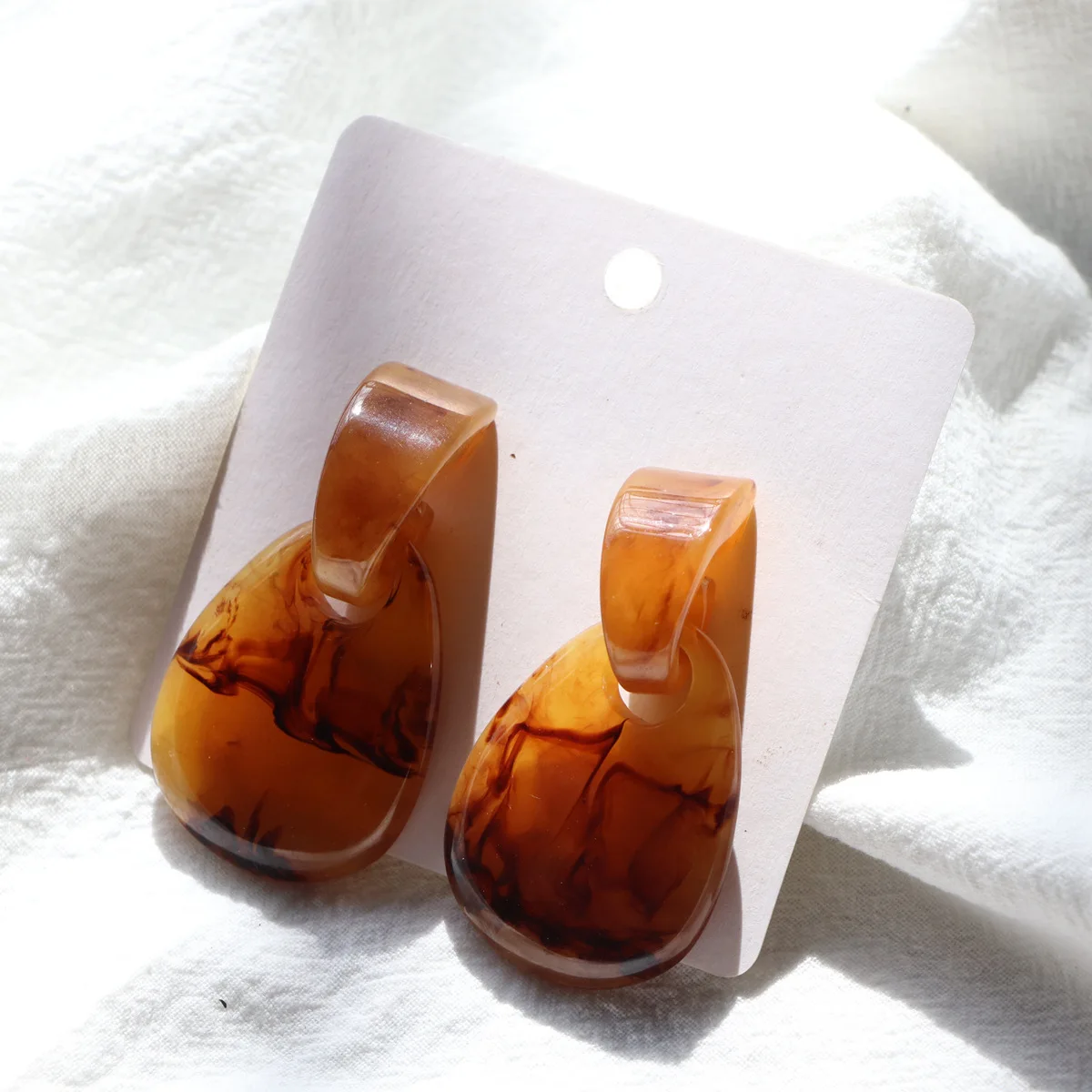 

Vintage Water Drop Statement Dangle Earrings for Women Big Resin Acrylic Geometric Long Earrings 2020 Fashion Party Jewelry