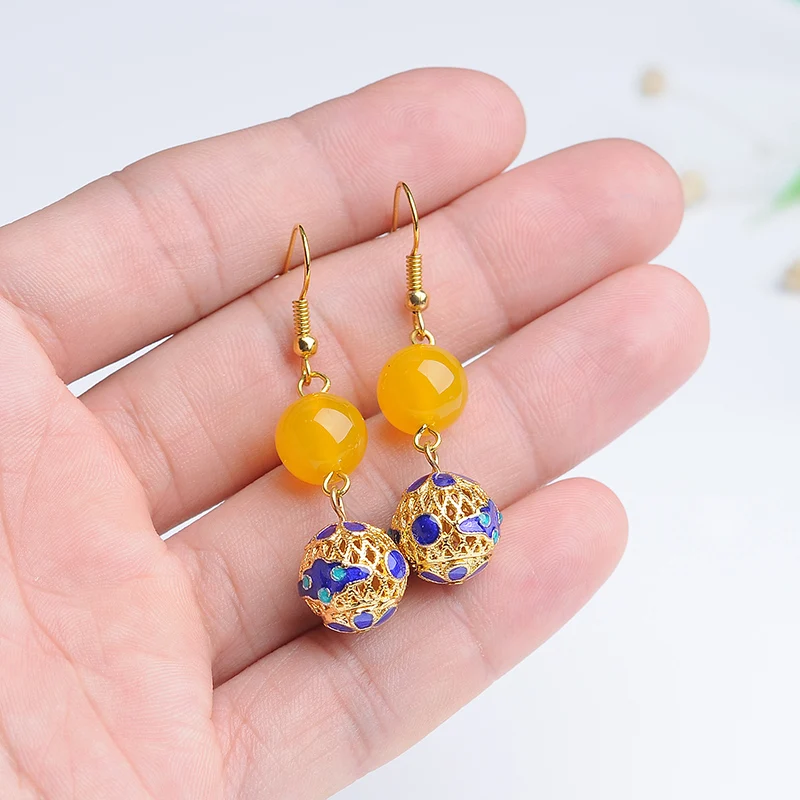 Natural chicken oil jaundice myelin earring 925 silver gold-plated jade-encrusted jade-studded women's earrings send certificate |