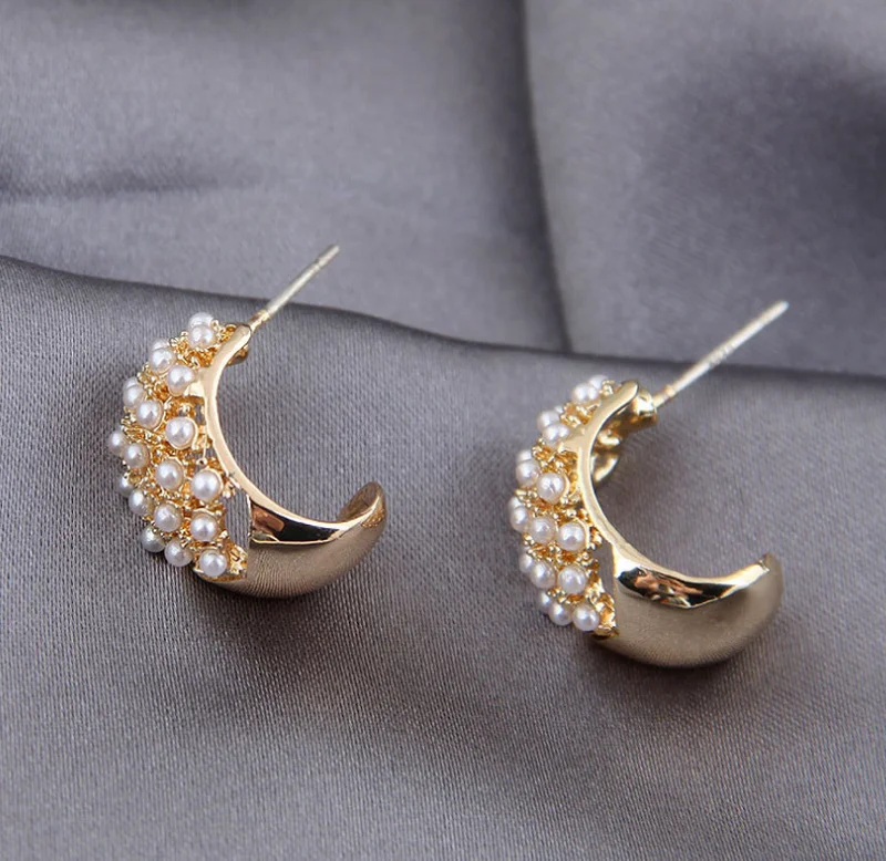 

Women Round Pearl Geometric Diamond Searrings Jewelry Gift