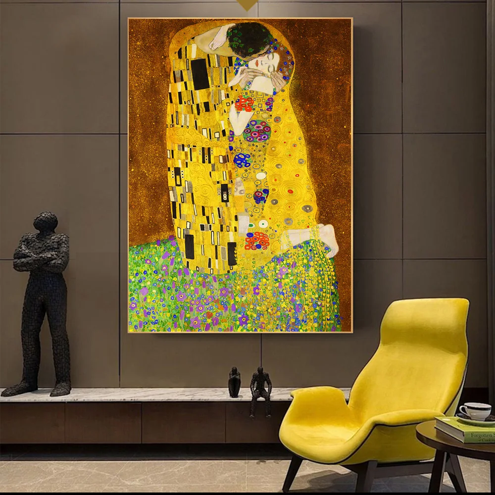

Golden Artist Gustav Klimt Kiss Art Canvas Print Painting Famous Abstract Wall Picture Living Room Home Decoration Poster