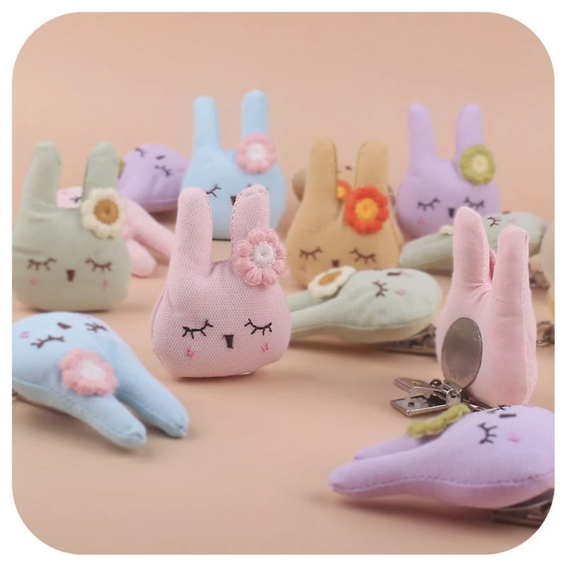 

Cute Rabbit Shape Baby Pacifier Clip Attract the Infants' Attention Chain Holder