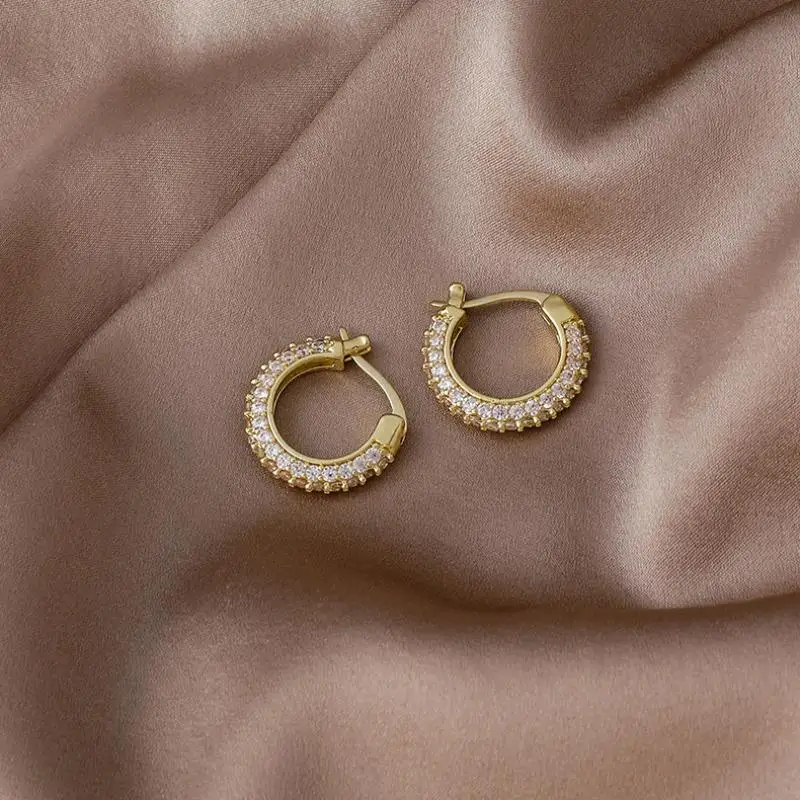 

XIAOBOACC Korean Fashion Micro Inlay Zircon Mental Earrings for Women Temperament Elegant Circle Earring Free Shipping