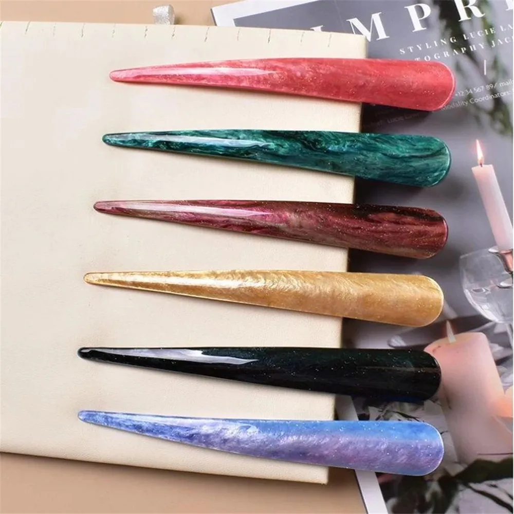 

2021 Fashion Women's Acrylic Duck Beak Hairpin Claw Multi Color Women's Hairpin Hair Accessories Resin Horn Clip Headdress