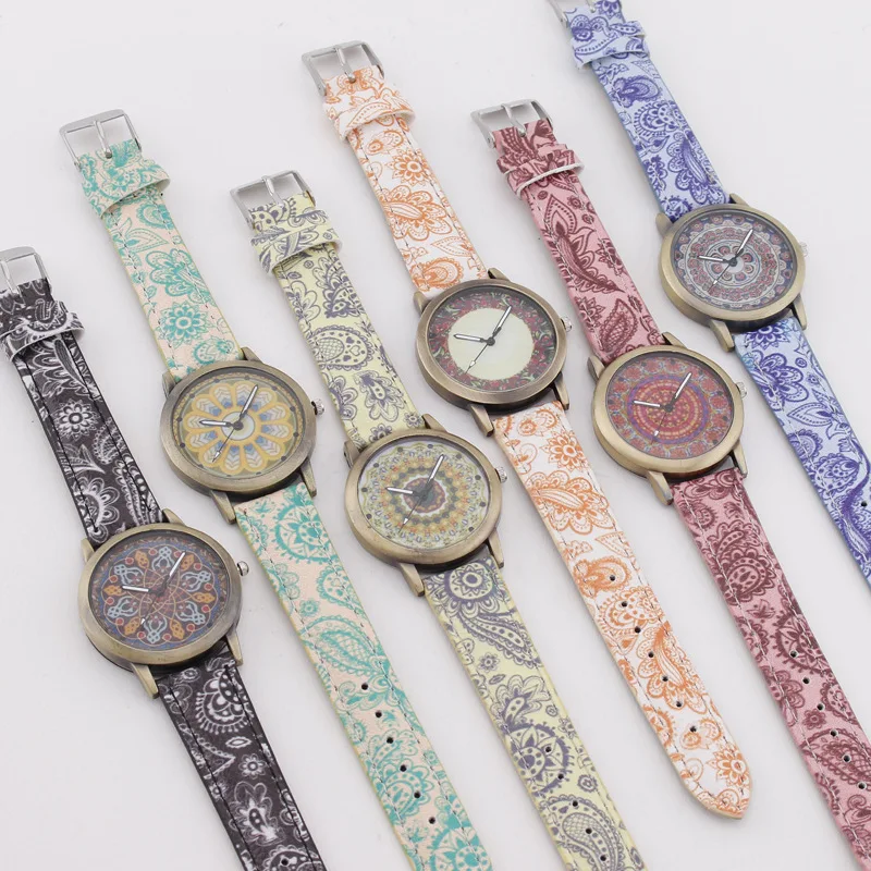 

MREURIO Women Watch Retro Ethnic Style Flower Printed Ladies' Watch Elegant Ancient Bronze Color Bracelet Quartz Watch For Women