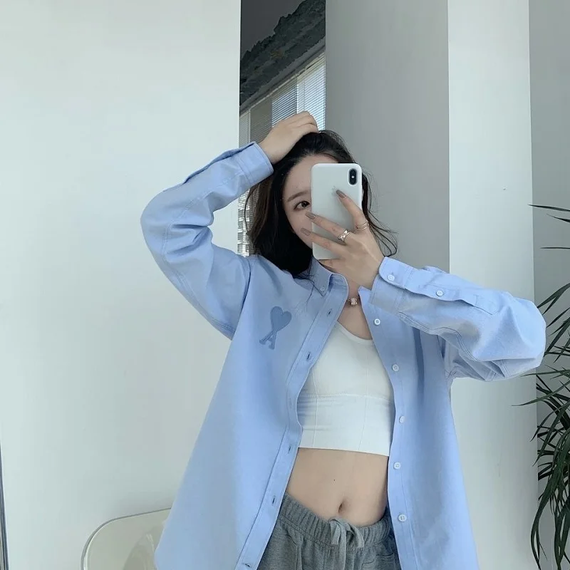 

Spring 2021 AMI Love Embroidered Lovers Loose Long Sleeve Blouse Go With Everything In The Medium And Long Length 1