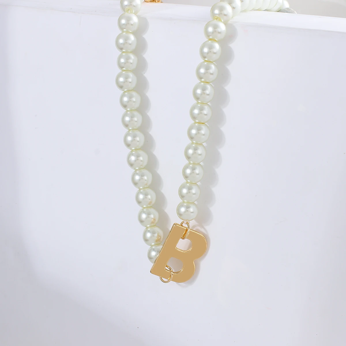 Женское ожерелье с подвеской в виде Буквы B жемчугом | Украшения и аксессуары