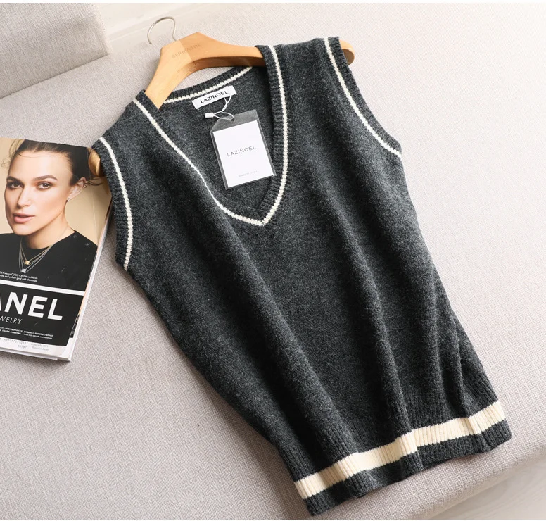 

2021 Spring And Autumn New Knitted Vest Women Wear College Style Wide Shoulder Strap Sleeveless Splicing Sweater Women