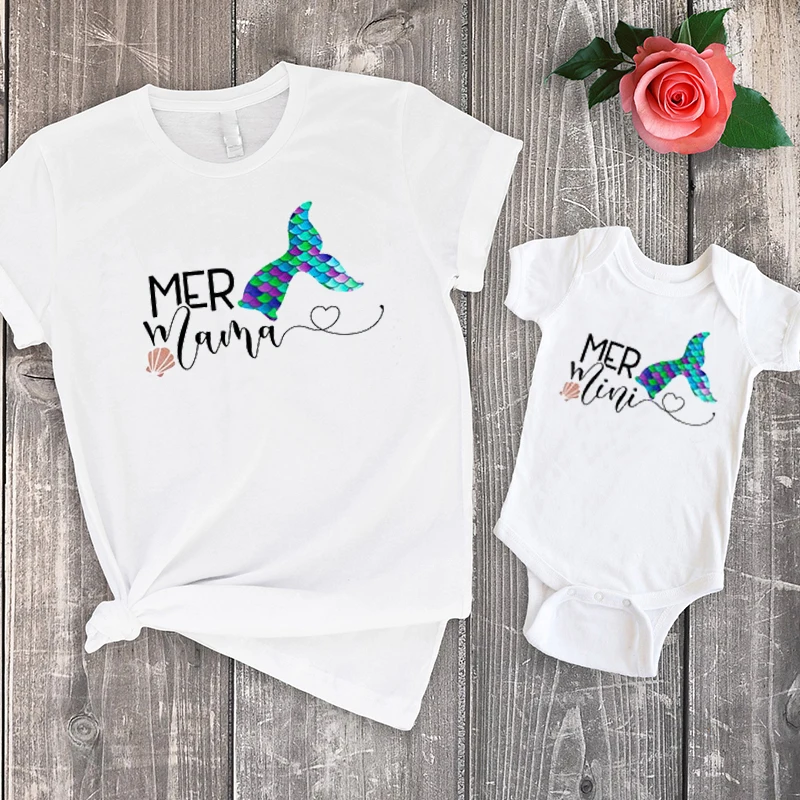 

Mommy and Me Outfits Mermaid Mama Mini Shirt Family Look Mommy Daughter Sets Baby Girl Clothes Print Fashion Tee
