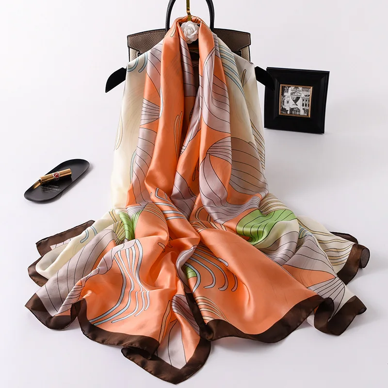 

Шарф Шелковый женский с принтом, модный брендовый хиджаб из пашмины, пляжный палантин, женские шарфы, бандана, 2020