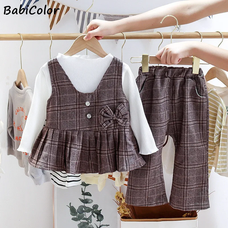 

Комплект одежды из 3 предметов для девочек, с длинным рукавом, жилетом, брюками в клетку