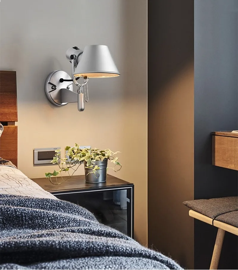 

American Industrial Wall Light Black Silver Rotatable Long Arm Wall Lamp with Switch for Bedside Study Office Living Room WJ10