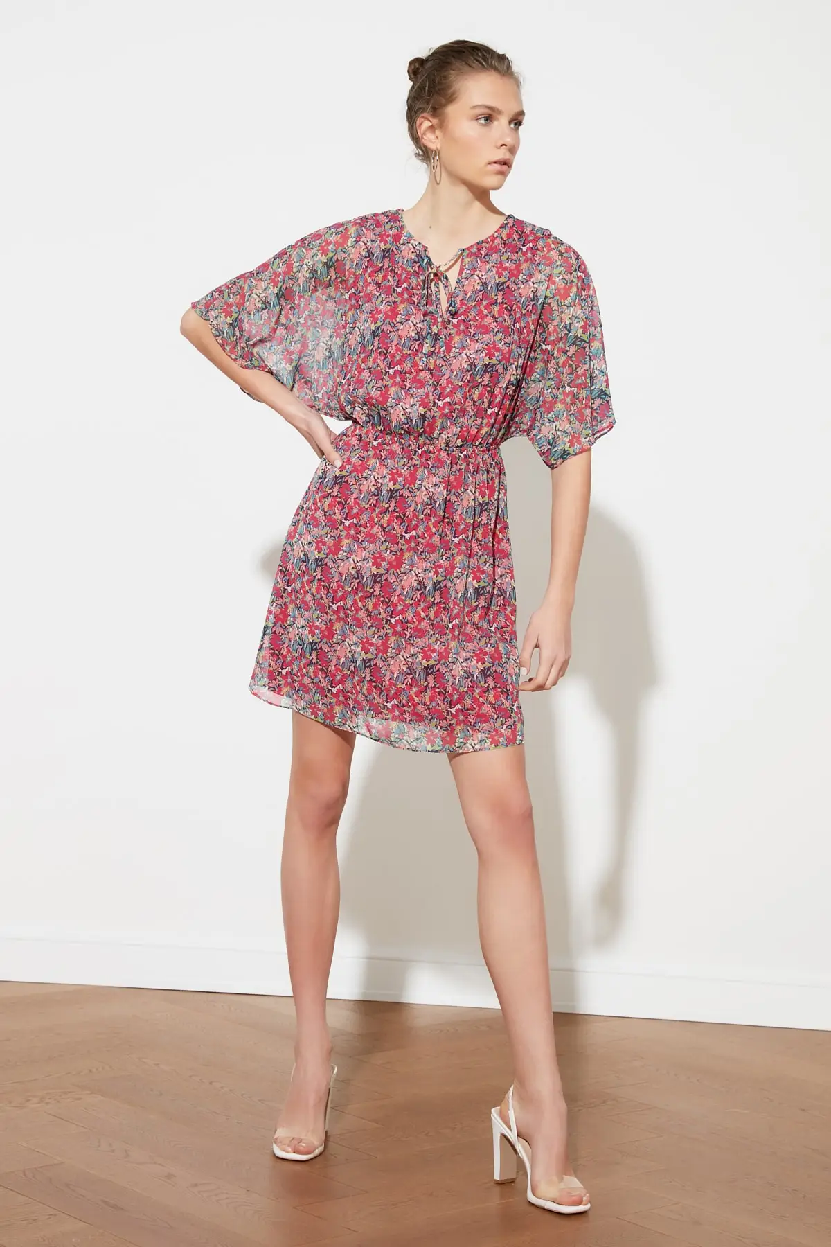

Trendyol Waist Shirred Dress TWOSS21EL1631