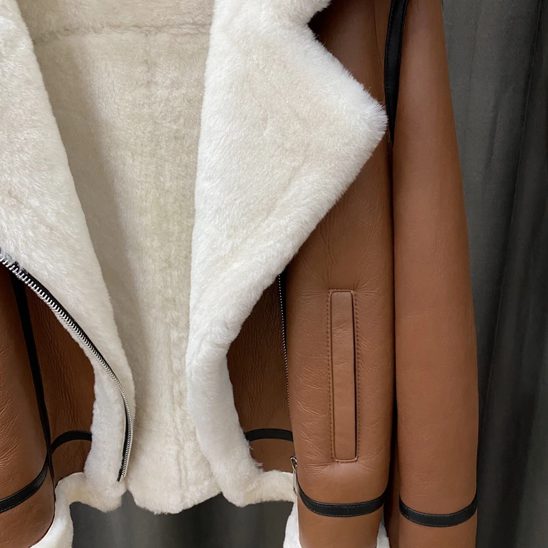 Женская куртка из натуральной овечьей кожи зимняя подкладка