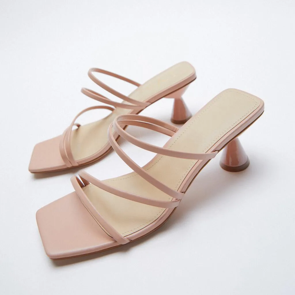 

Women's Slippers 2021 Summer New Style Square Toe Thin Belt All-match Student Roman Wine Glass High-heeled Sandals