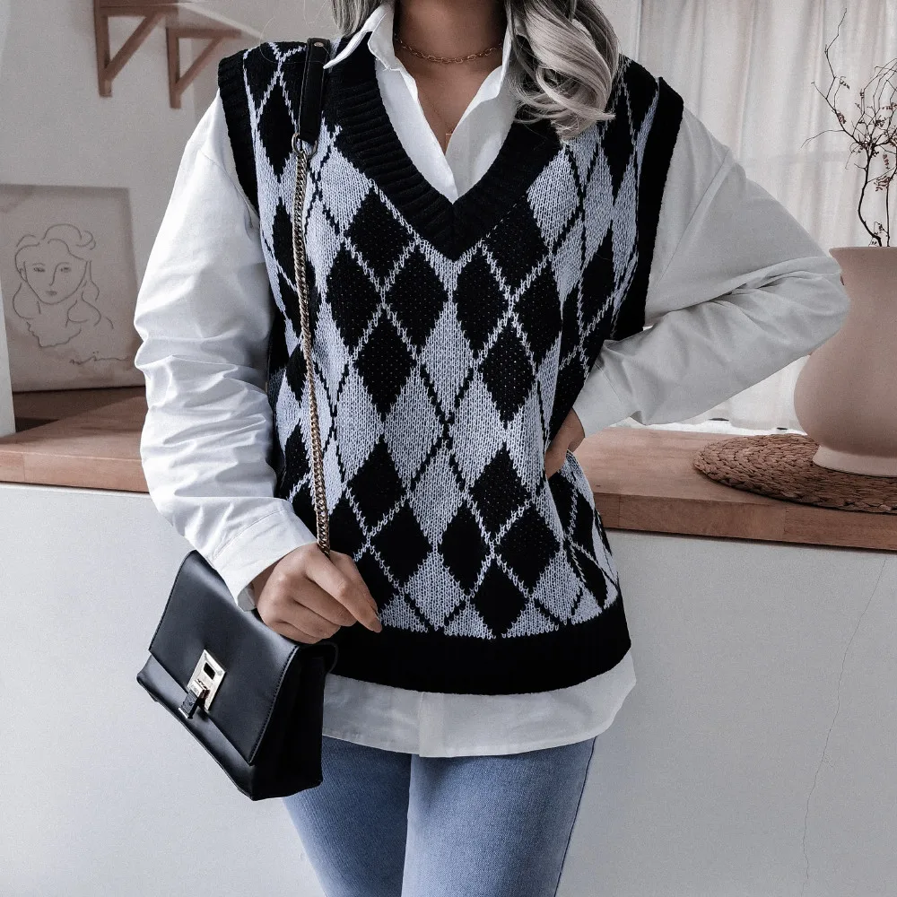 

Classic Women Casual V-neck Plaid Print Sweater Vest Sleeveless Rhombus Pattern Knitwear Spring Autumn 2021 Female Clothing