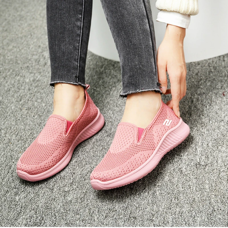 

Soft Bottom Sneakers Women 2020 New Breather Mesh Casual Shoes Slip-on Pink Sneakers Tennis Shoes for women tenis de mujer