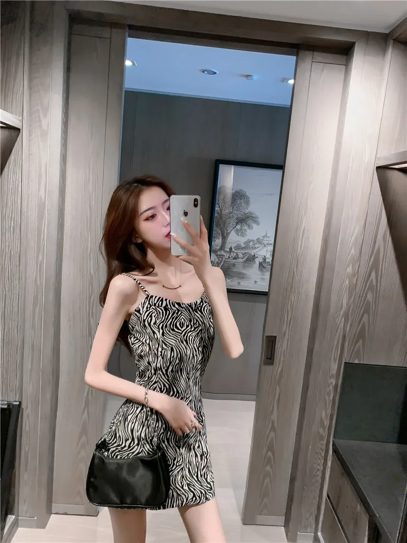 

Spring 2021 New Korean Style Slim Waist Cut-off A-line Sleeveless Suspender Dress Women's Skirt