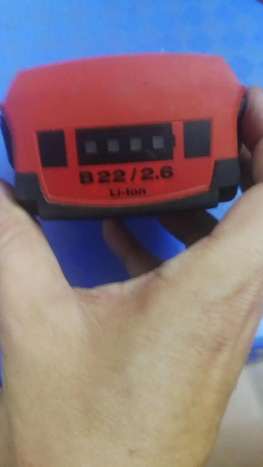Подлинный немецкий оригинал Hilti новый шаблон B22 22V 1.6A 2.6A 5.2A батарея Бесплатная