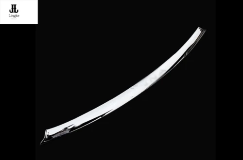 Передняя решетка нижнего бампера хромированная рельефная Накладка для отделки