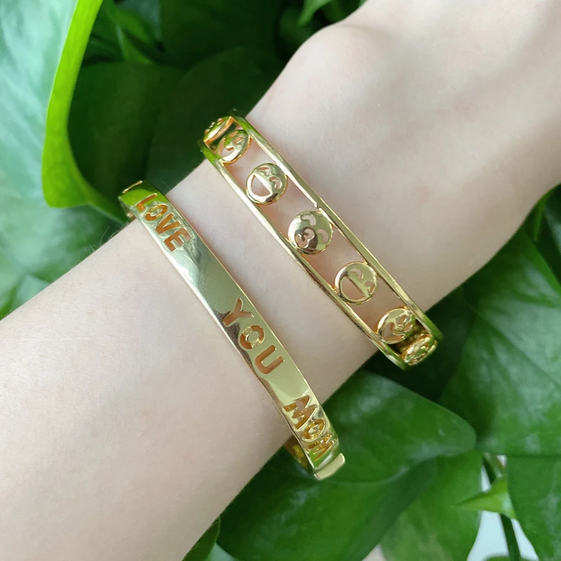 

5pcs/lot Professional bracelets manufacturer pop Love mom Smile face bracelets