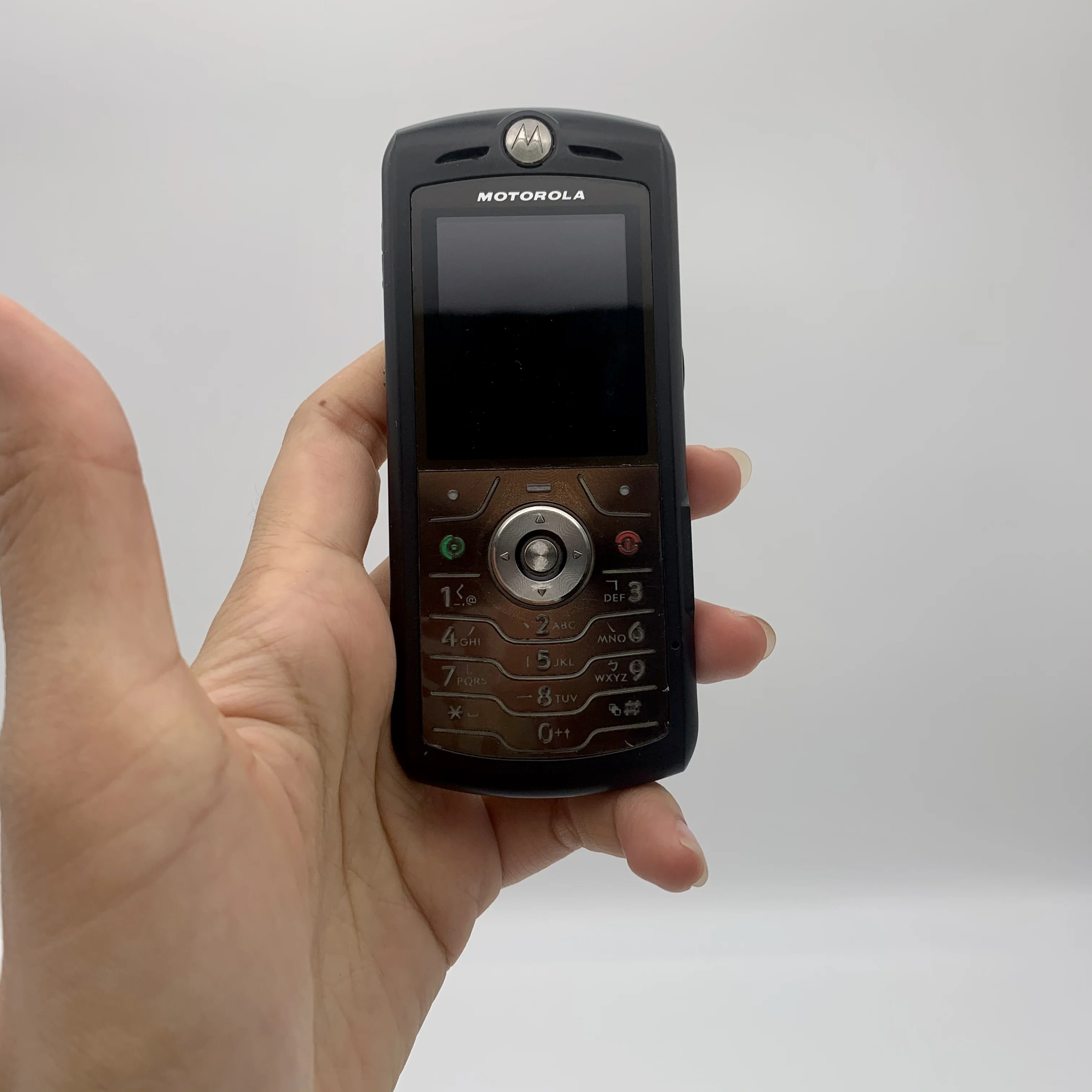 Motorola SLVR L7 V8 Восстановленный Оригинальный разблокированный телефон 1 9 дюймов MP3 MP4