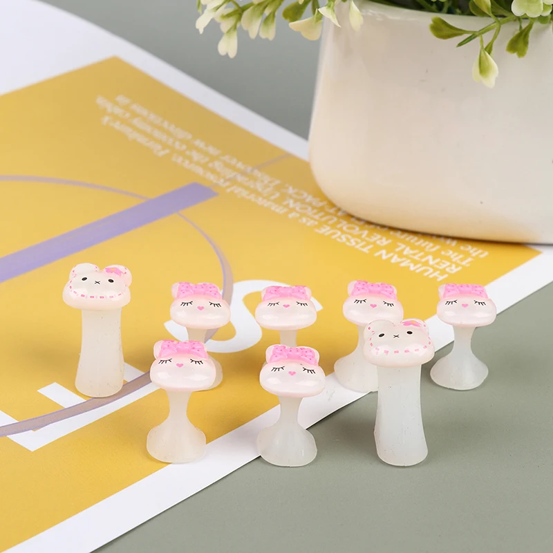 Разделители пальцев ног для полировки ногтей Педикюр 8 шт. разделители (кролики) |