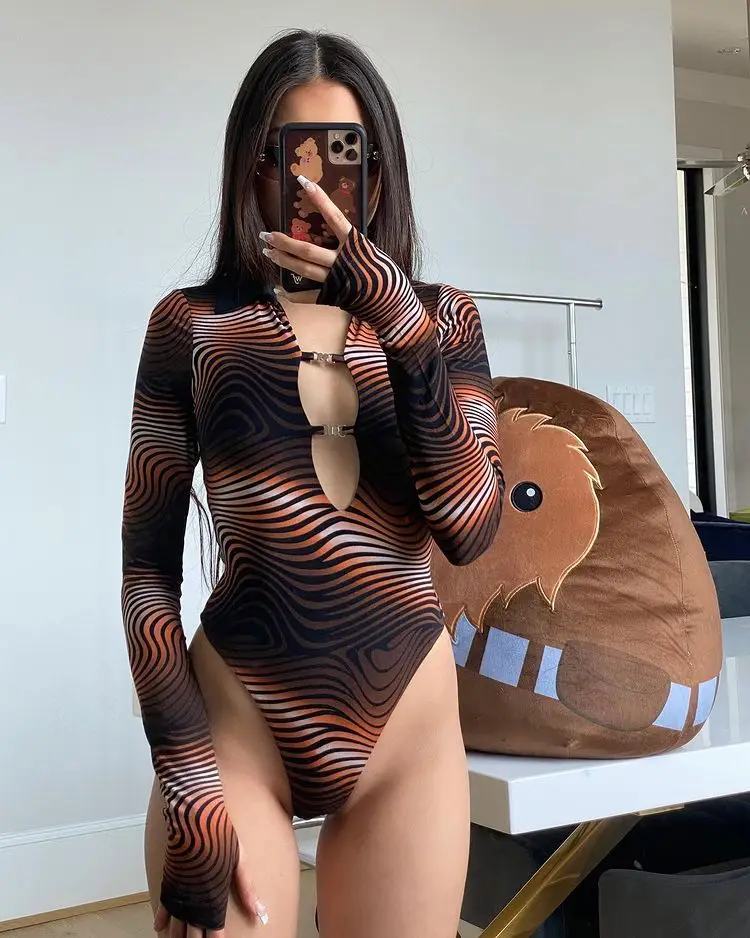 

Women's Bodysuits Long Sleeves Tie Dye Striped Gradient Tops Hollow Out Sexy Clothes Spring Summer New Fashion Beachwear 2022