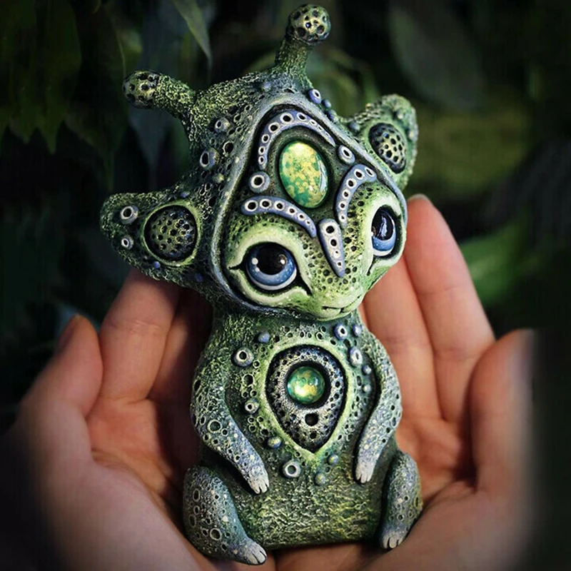 

Handmake Creatures From A Fantasy World World-Perfect Decoration Resin Garden Statue Aesthetic Room Decor Home Decor Decoration