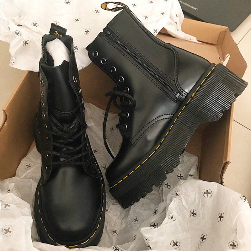 

Size35-40 Chunky Motorcycle Boots for Women Autumn 2021 Fashion Round Toe Lace-up Combat Boots Ladies Shoes Platform Boots New