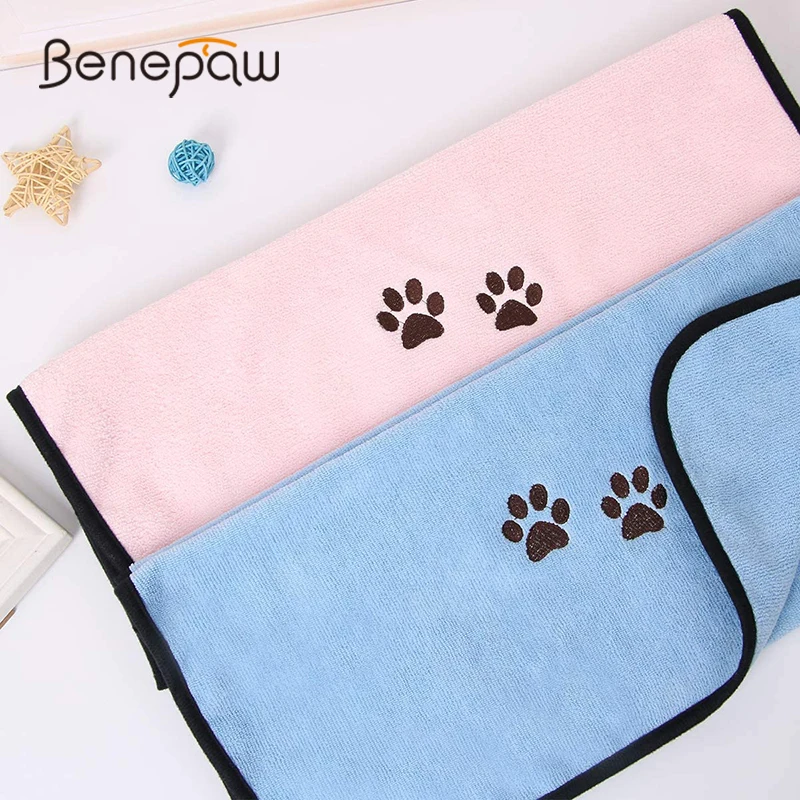 

Benepaw Ultra Absorbent Fast Drying Dog Towel Durable Microfiber Embroidery Paw Print Lightweight Quality Pet Bathing Towel