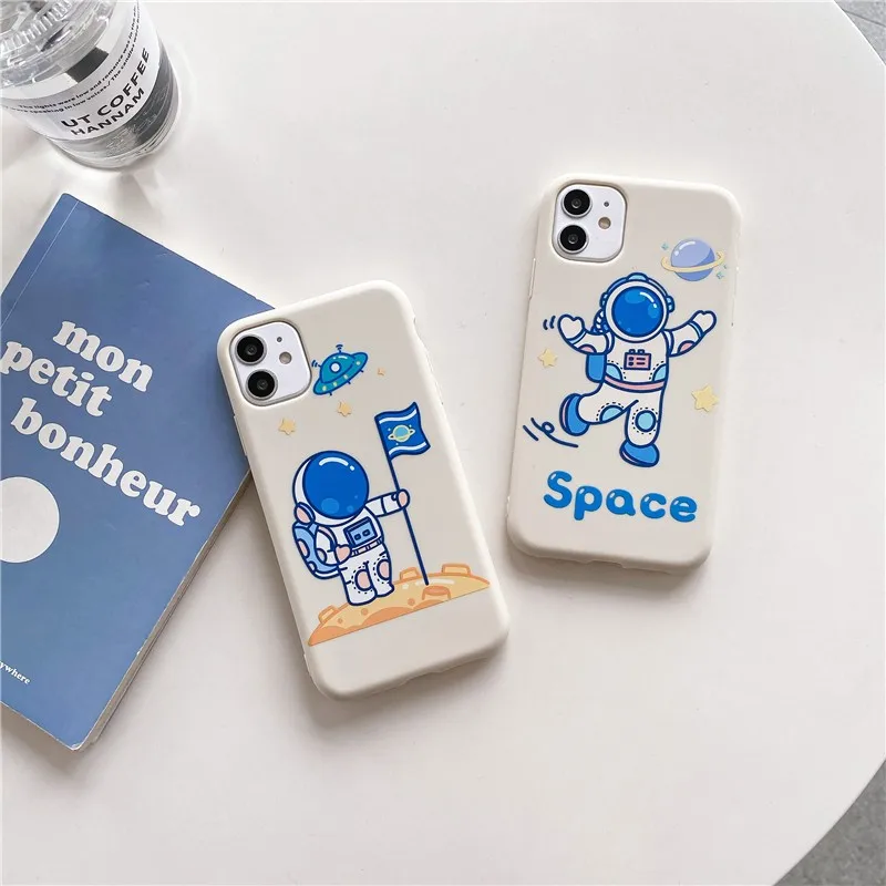 

Cute Cartoons Boy Gril Strawberry Rabbit Soft Case For Iphone 11 12 Pro Max Mini 7 8 Plus Xr X Xs Se Silicone Phone Cover Fundas