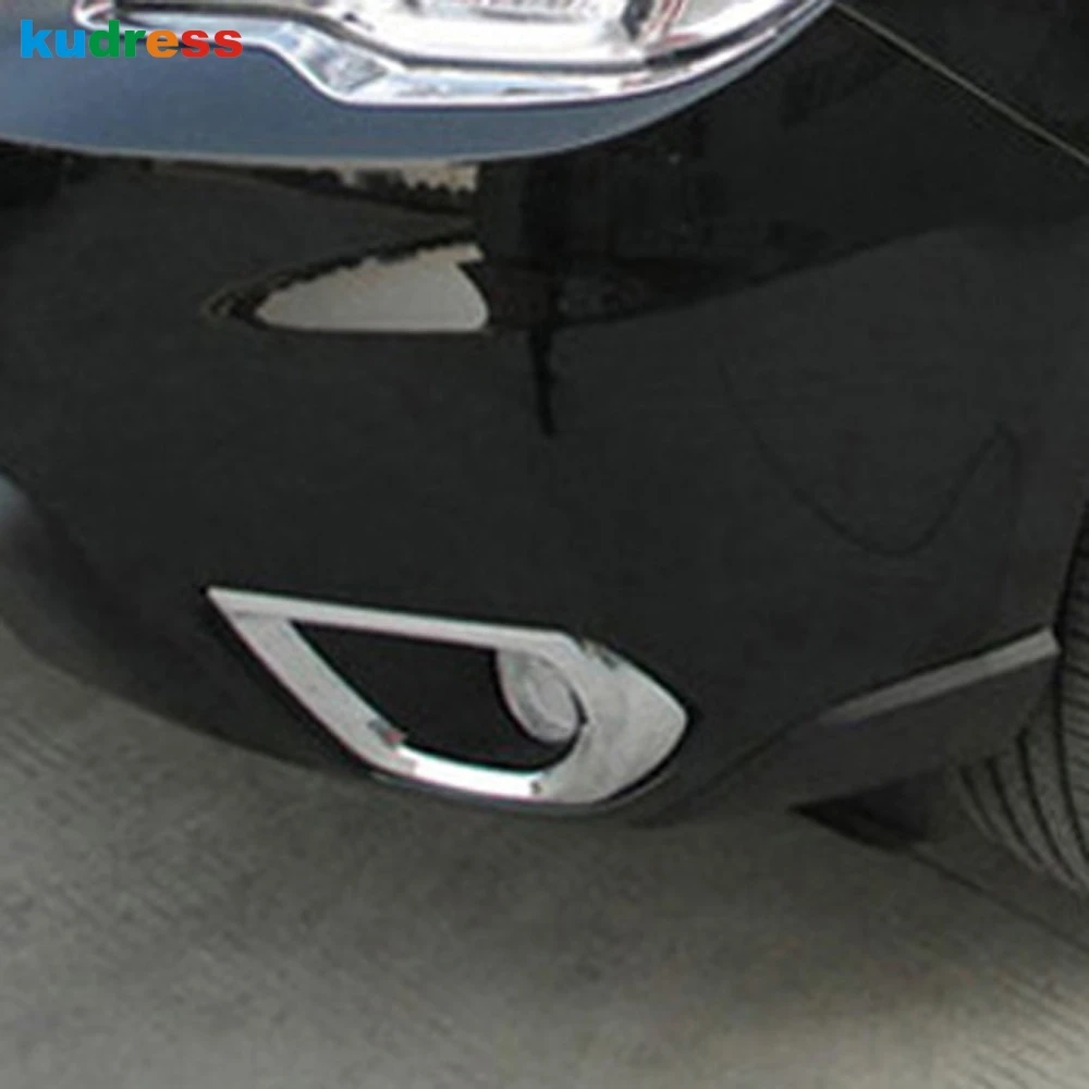 Насветильник ка на переднюю противотуманную фару из хромированного АБС-пластика