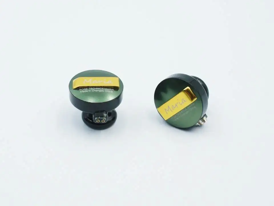 Флагманские Hi-Fi наушники с двойным динамическим драйвером Rose Maria 0 78 мм |