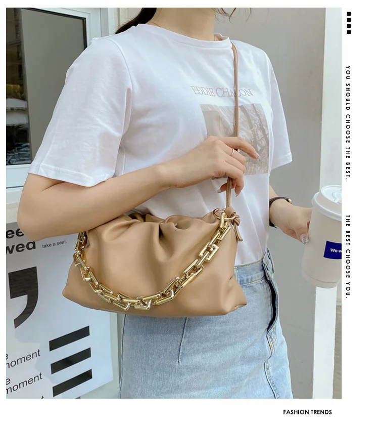 

2021 New Chain Cloud Bag Fold Large Capacity Fashion One Shoulder Messenger Bag