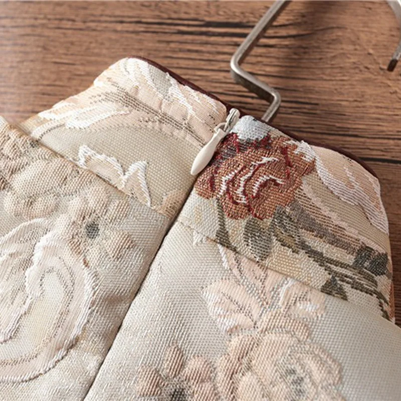 

2021 spring Chinese style improved version dress Chinese wind eroded bone cheongsam young girly temperament fashionable woman