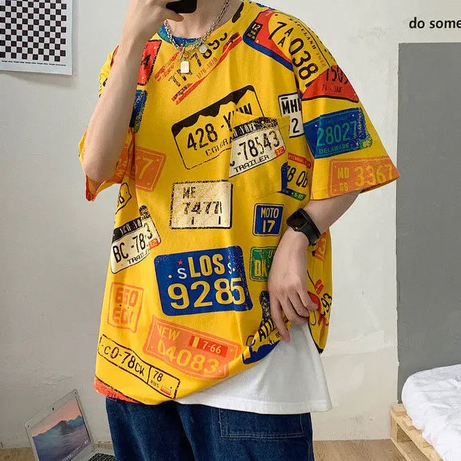 

Short-Sleeved T-Shirt Men 's 2021 Summer Hong Kong Style Round Neck Graffiti Large Size Couple Half Sleeve Top