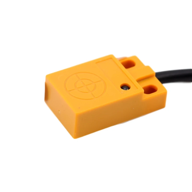 

1Piece Toshiba elevator door switch photoelectric proximity detection Z5NK-DZ-1 AQ1H1210