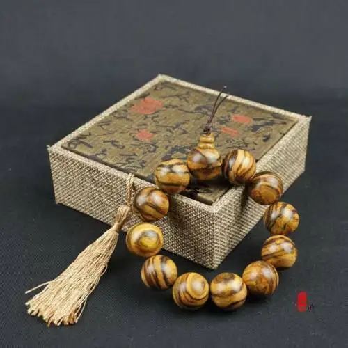 

China wood details the natural Agarwood bracelet 20 mm