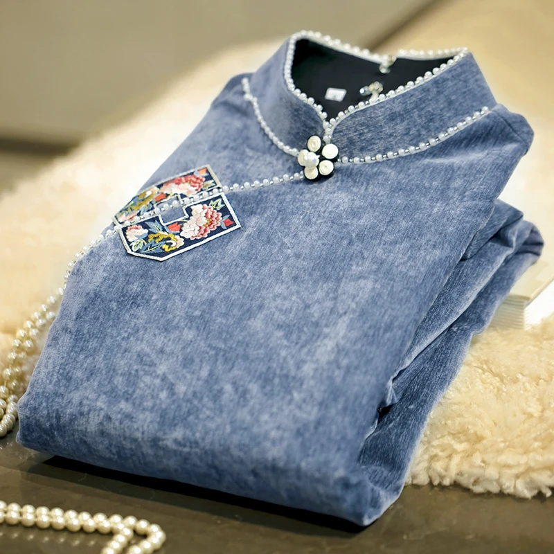 

2021 the new young models in the fall and winter of daily improvement of loose version of the dress with long sleeves