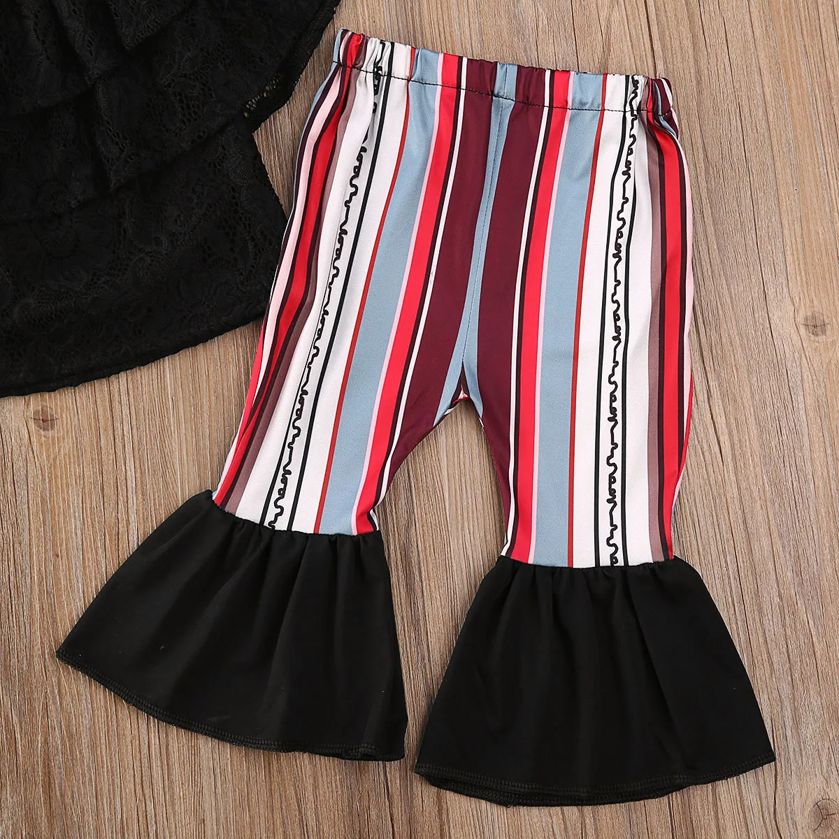 2 шт. кружевная футболка с открытыми плечами и длинные брюки клеш|Комплекты