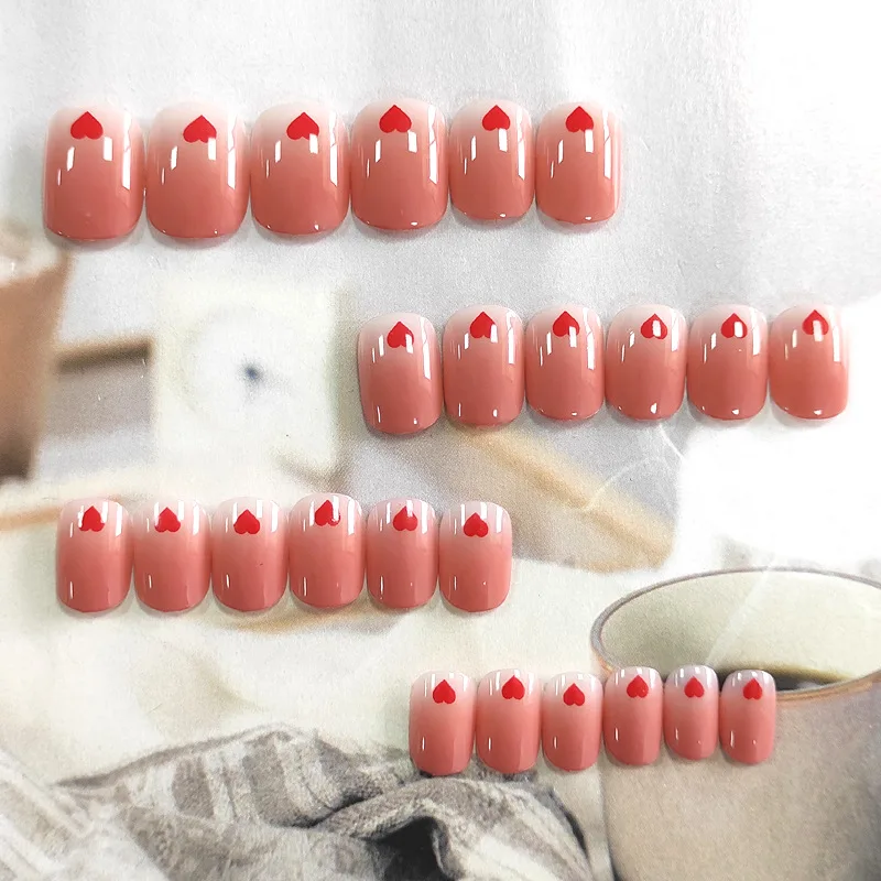 

False Nail Fake Short Nails with Glue Round Pink Gradient Love Nail Stickers Finished 24PCS Wearable Full Cover Fake Nail Tips