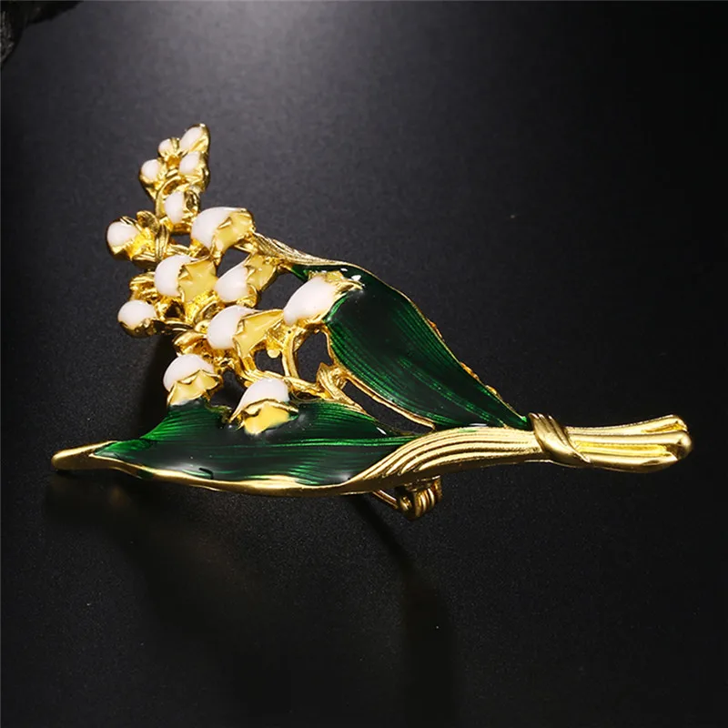Модная эмалированная брошь из сплава в виде белых цветочных листьев Цветная