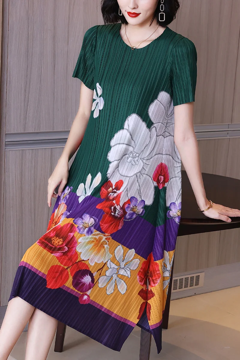 

Summer Dress Plus Size For Women 45-75kg 2021 New Round Neck Short Sleeve Flower Printed Elastic Loose Miyake Pleated Clothes
