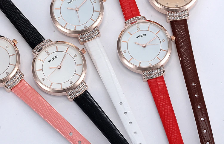 

NO.2 Brand Women Bracelet Watch Fashion Flower Dial Quartz Watches Clock