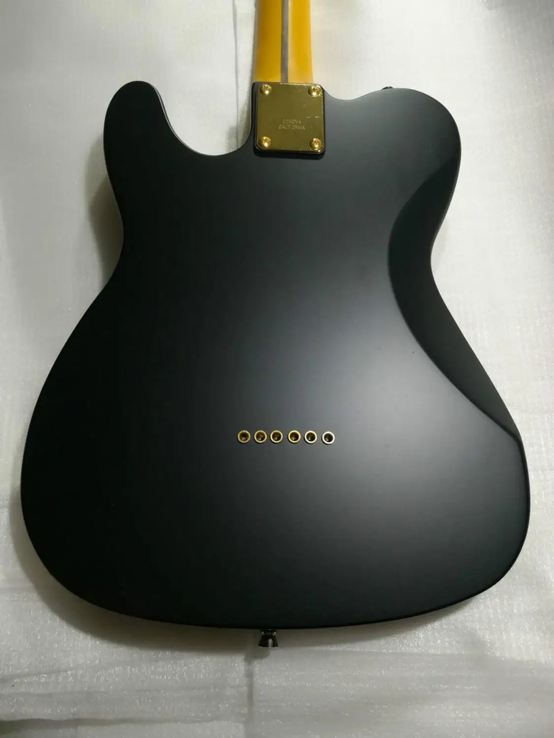 Высококачественная искусственная матовая черная однотонная Кленовая подставка