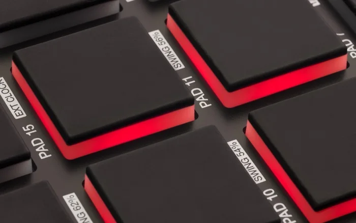 Обновленная версия AKAI MPD 218 MIDI над планшет USB контроллер MPC управление 16 клавиатура