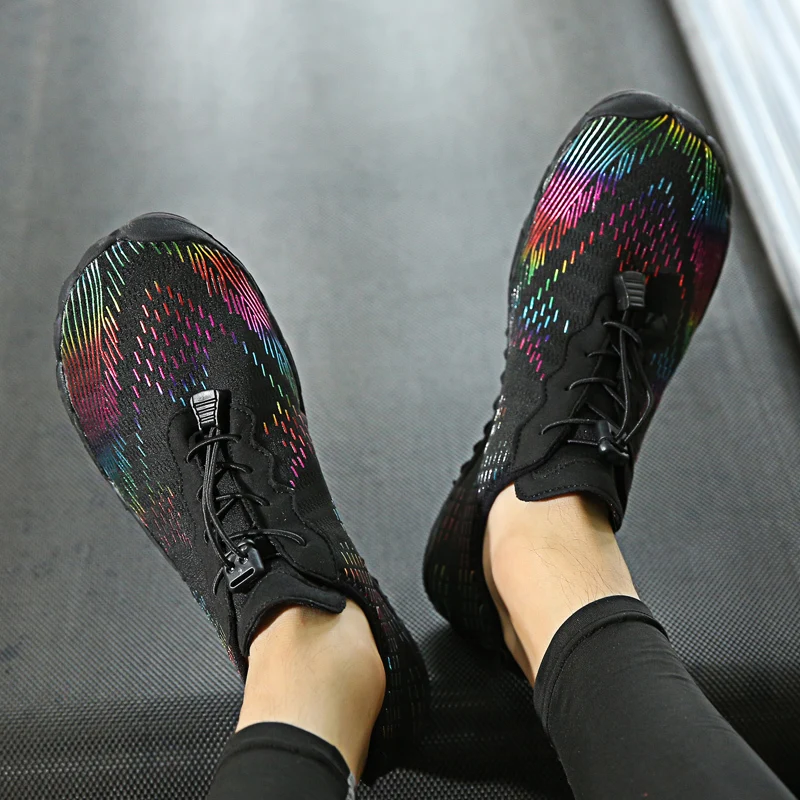 Летние кроссовки для мужчин и женщин без шнуровки Повседневные Дышащие пляжа