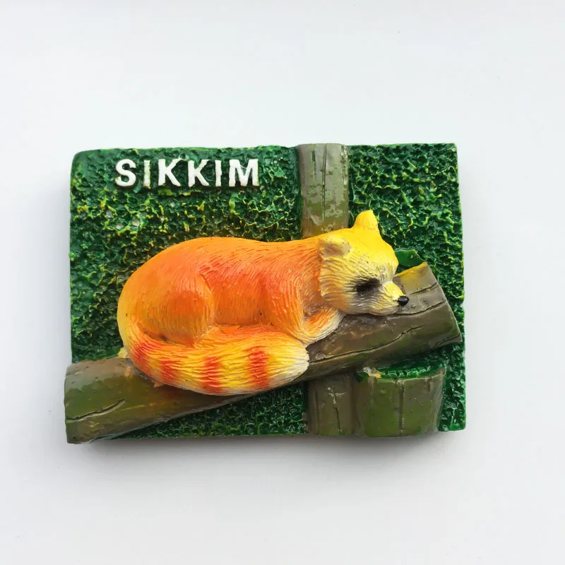 

QIQIPP India Sikkim Red Panda creative tourism commemorative decorative crafts resin painted magnetic refrigerator stickers.